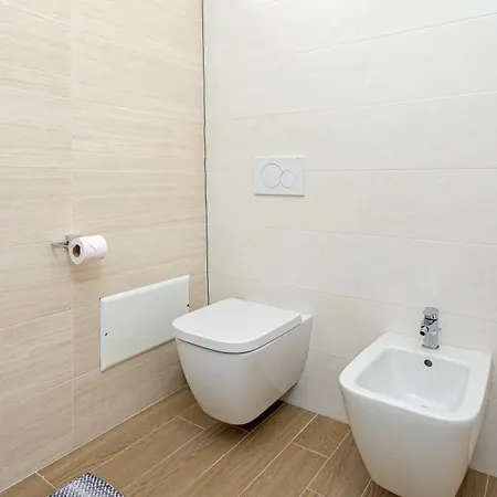 דירה Central Sea House