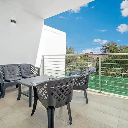 דירה Central Sea House