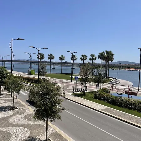 Central Sea House דירה אולביה