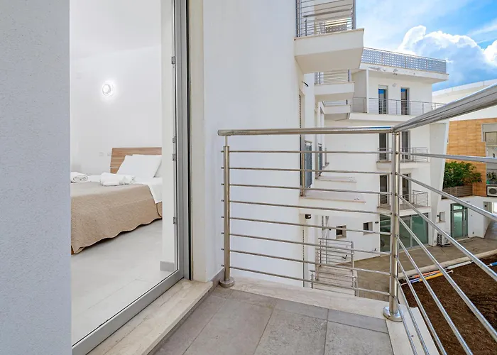 Central Sea House Apartment