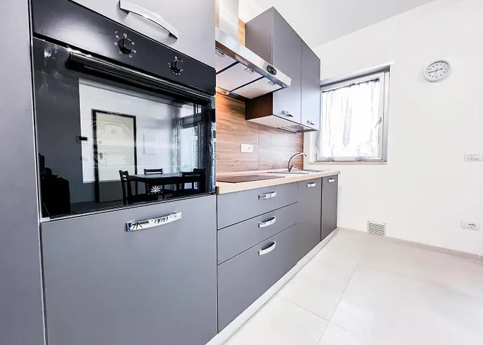 Apartment Central Sea House *